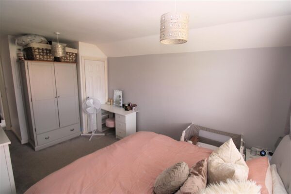 Westfields Road, Corby