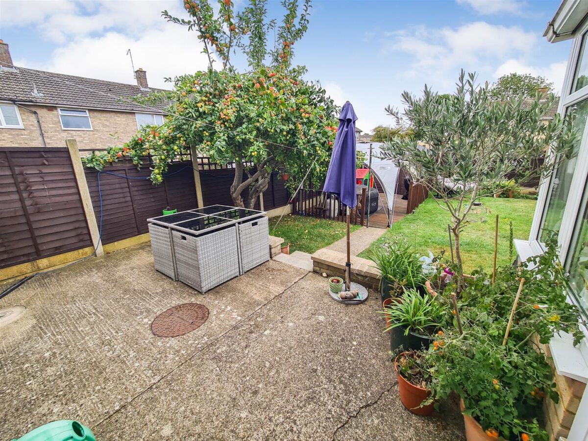 Beanfield Avenue, Corby