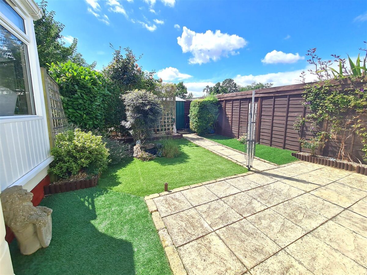 Woodside Park, Weldon, Corby