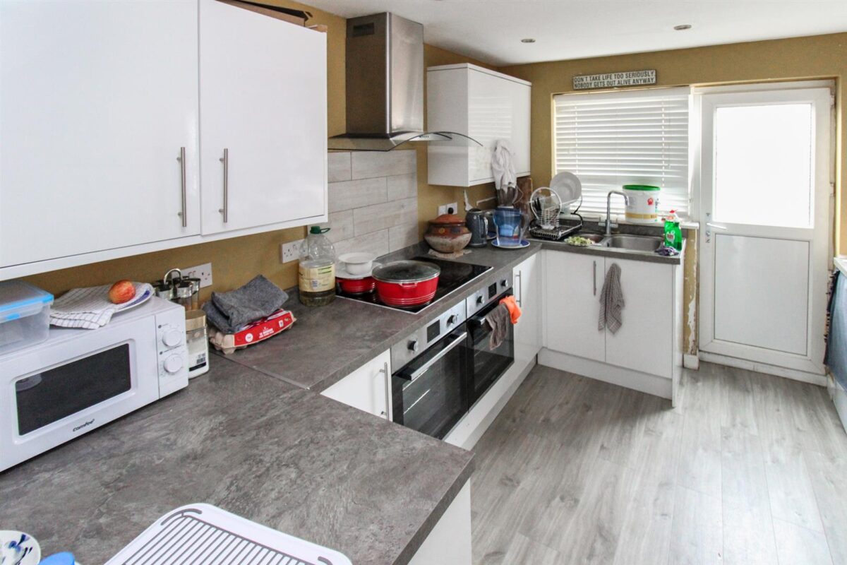 Taunton Avenue, Corby