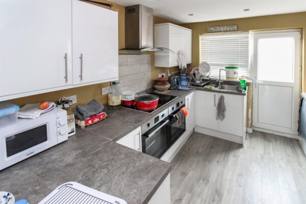 Taunton Avenue, Corby
