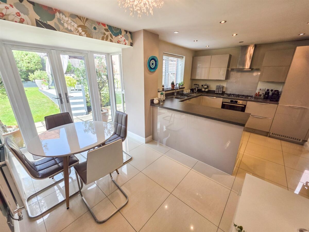 Fakenham Road, Corby