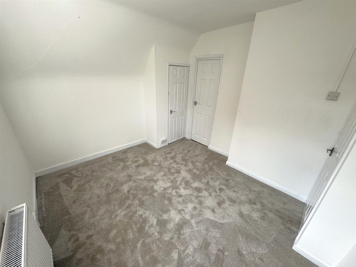 Westfields Road, Corby