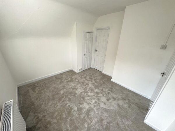 Westfields Road, Corby