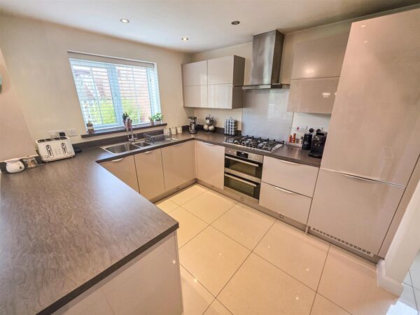 Fakenham Road, Corby