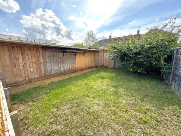 Westfields Road, Corby