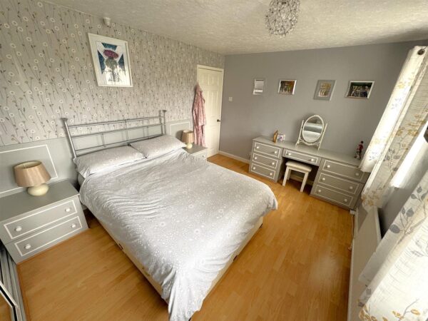 Beanfield Avenue, Corby