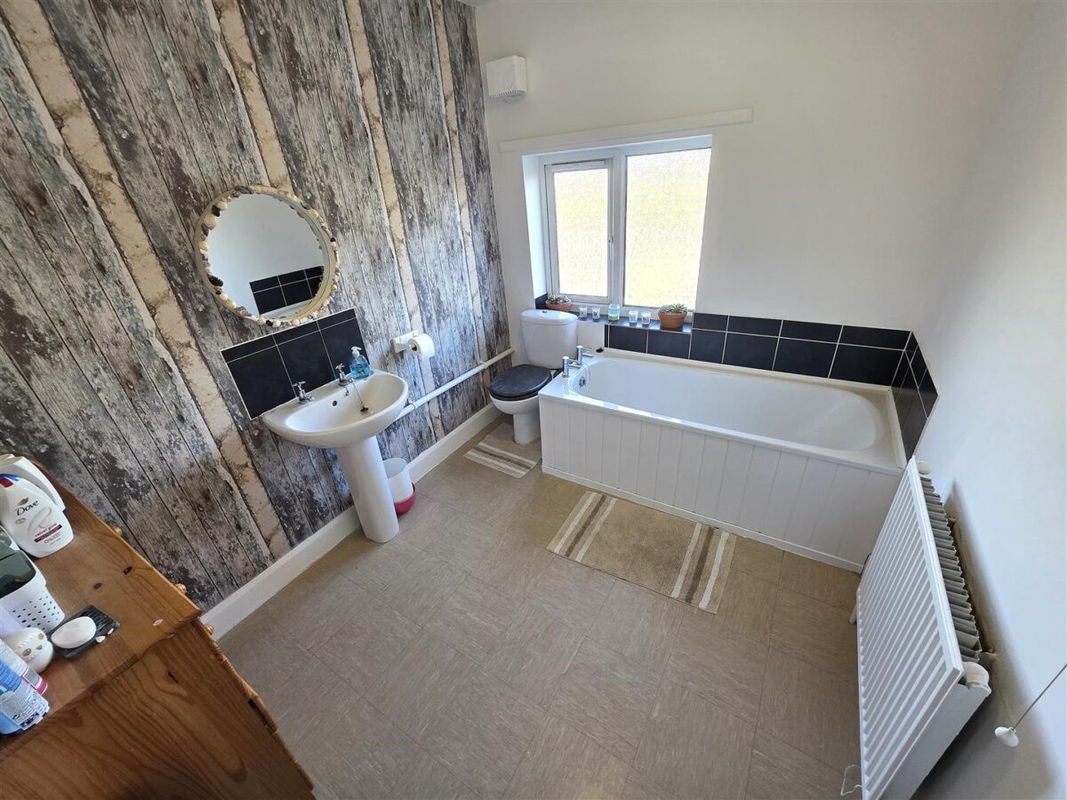 Nasmith Avenue, Corby