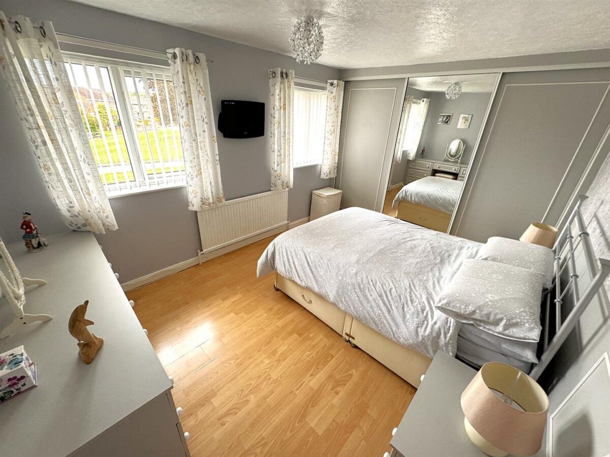 Beanfield Avenue, Corby