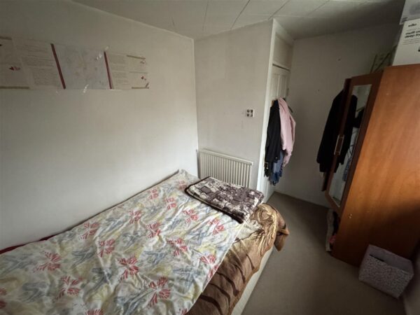 Clovelly Court, Corby
