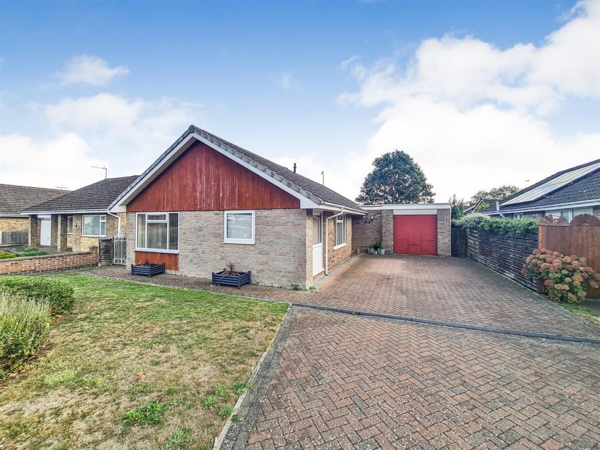 The Lawns, Corby