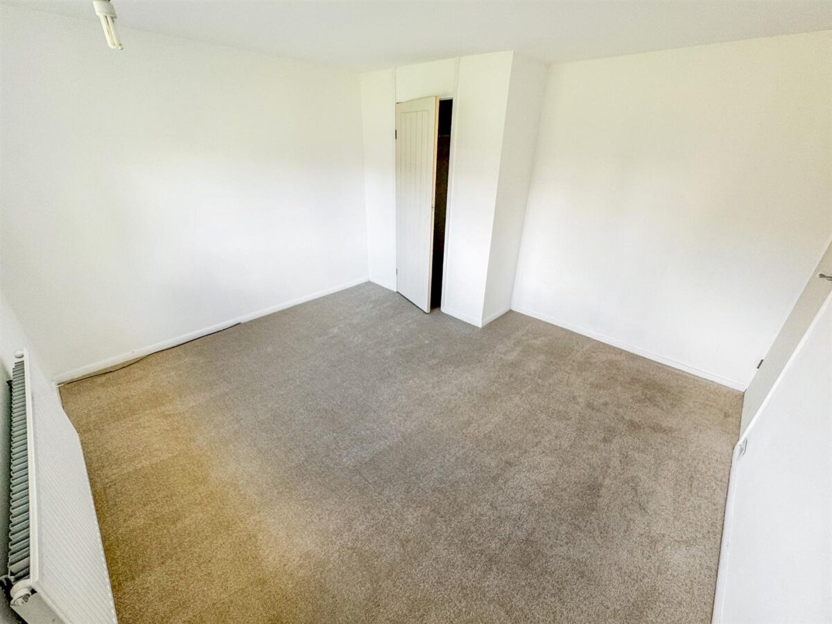 Bentley Walk, Corby