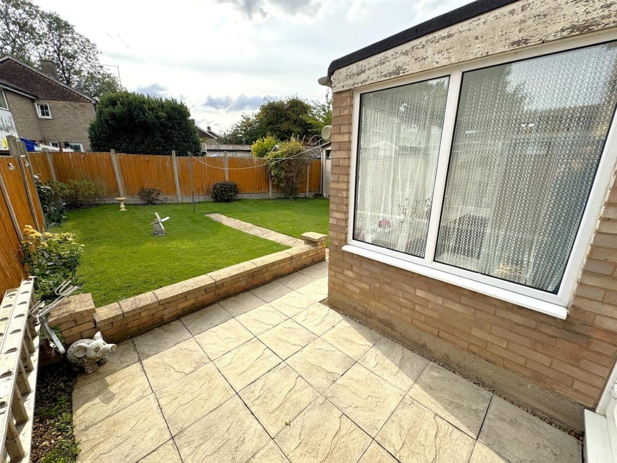 Beanfield Avenue, Corby