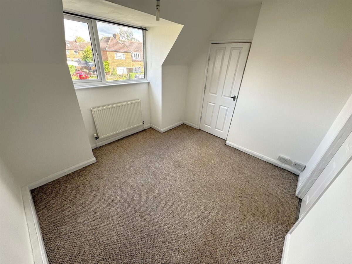Westfields Road, Corby