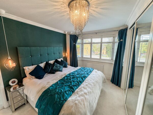 Corby Road, Weldon, Corby