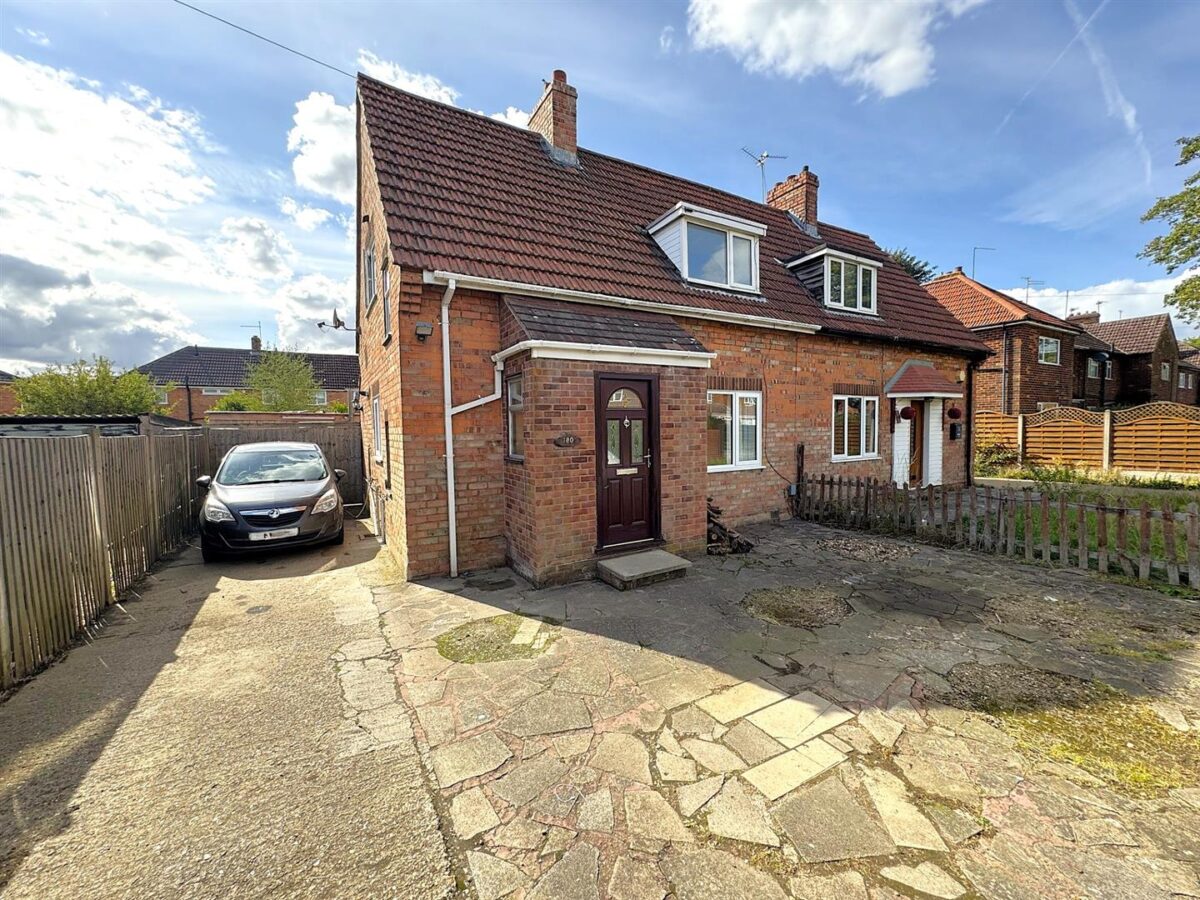 Westfields Road, Corby