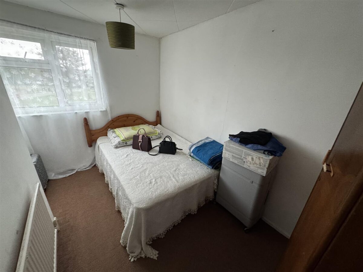 Clovelly Court, Corby