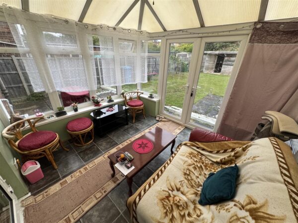 Clovelly Court, Corby