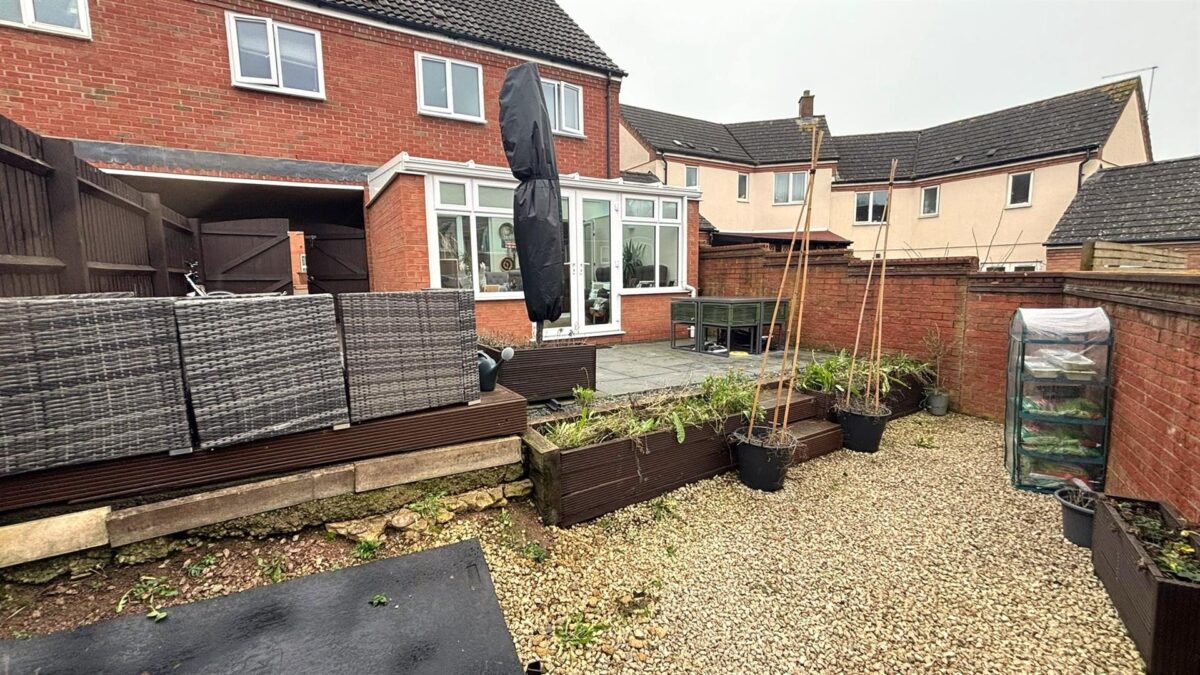 Chatsworth Road, Corby