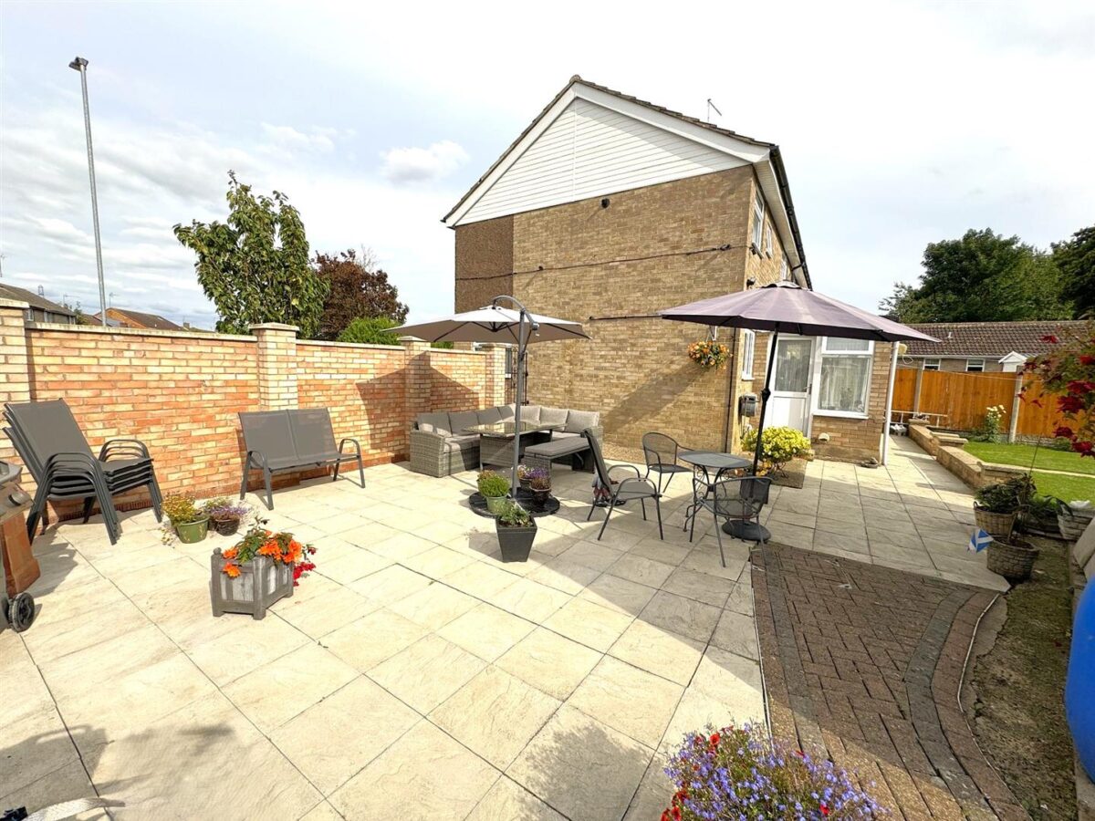 Beanfield Avenue, Corby