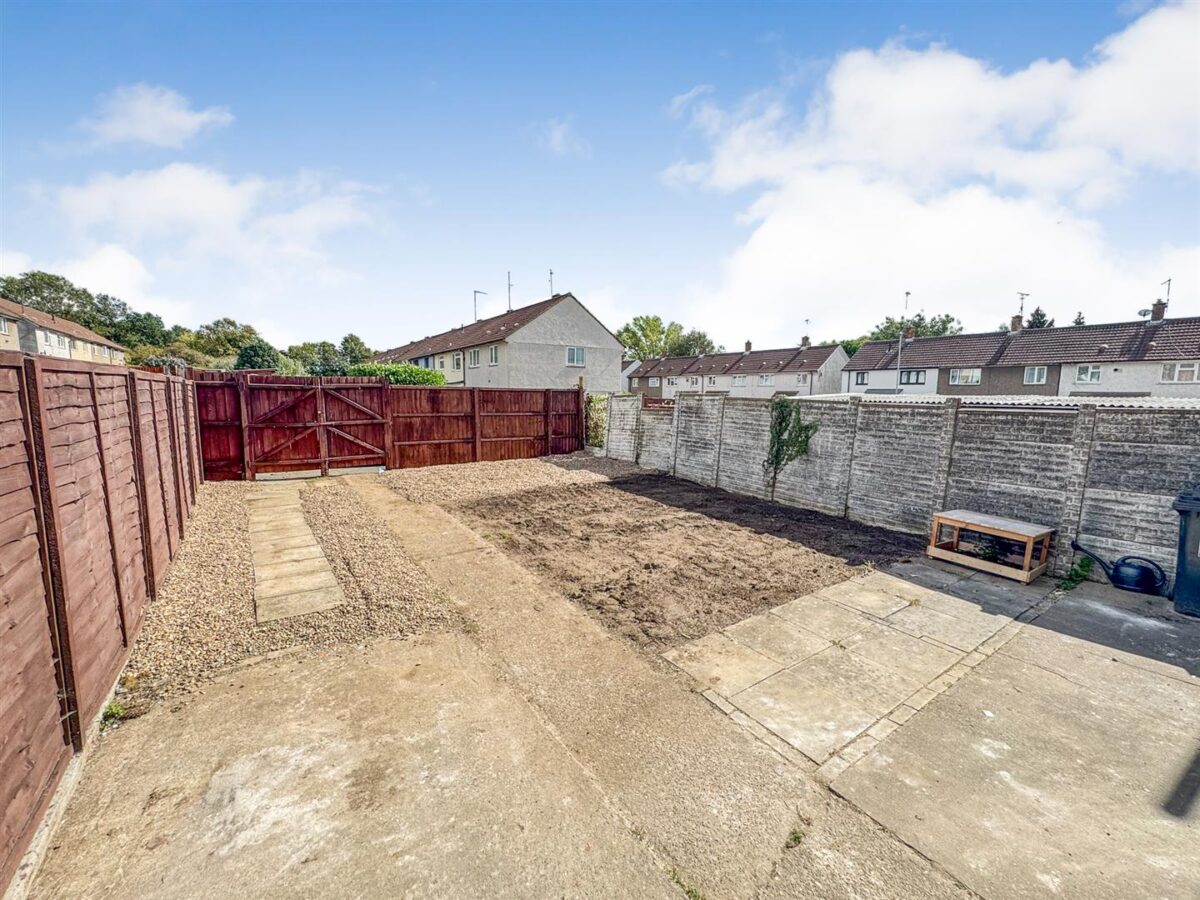 Bentley Walk, Corby