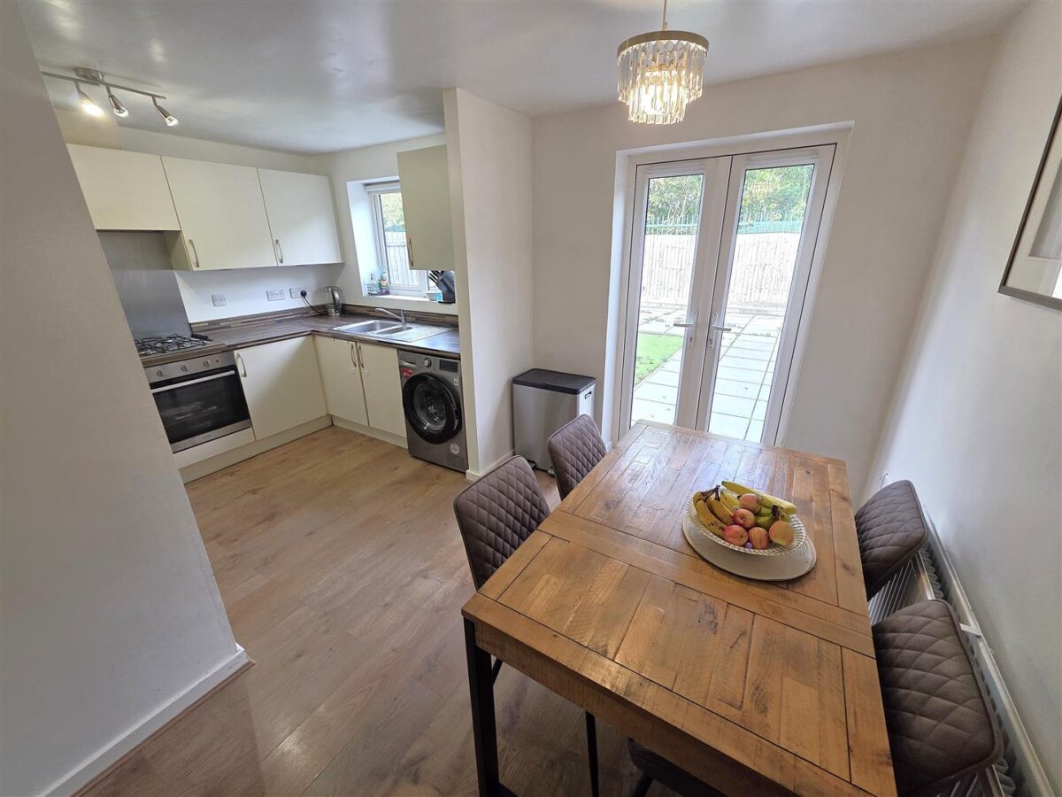 Oak Wood Drive, Corby