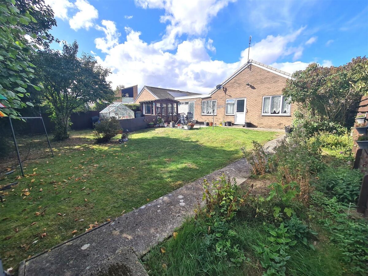 The Lawns, Corby