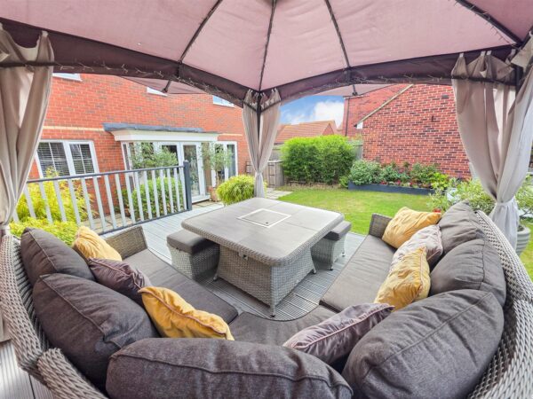 Fakenham Road, Corby
