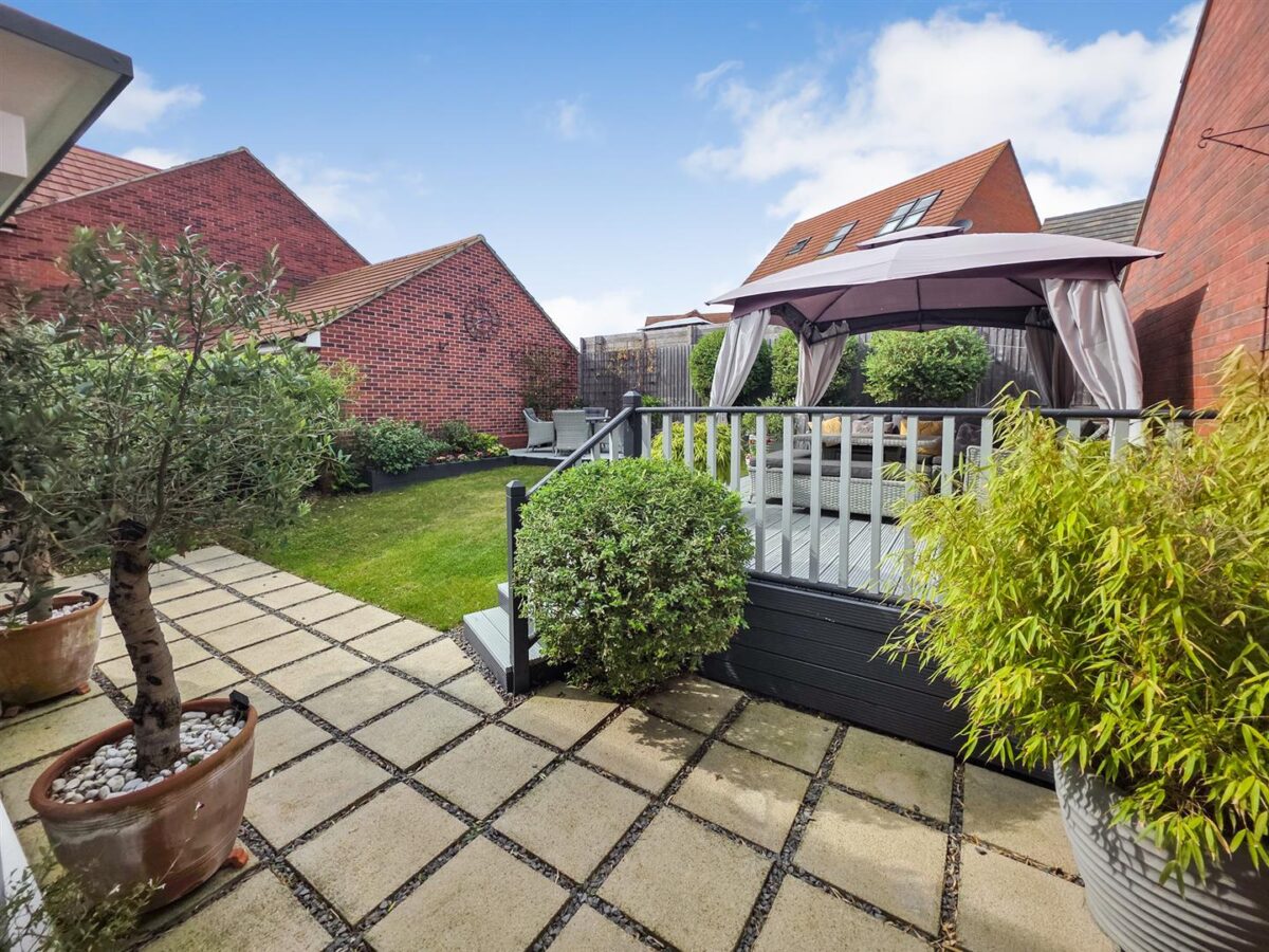 Fakenham Road, Corby