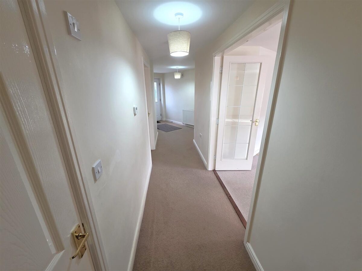 Flatford Close, Corby