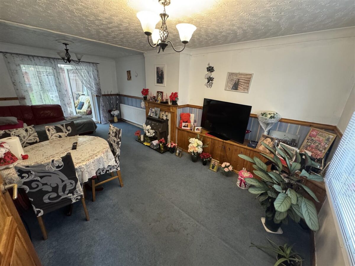 Clovelly Court, Corby