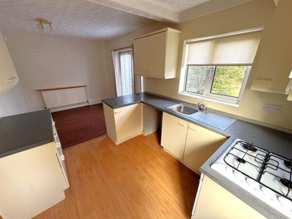Studfall Avenue, Corby