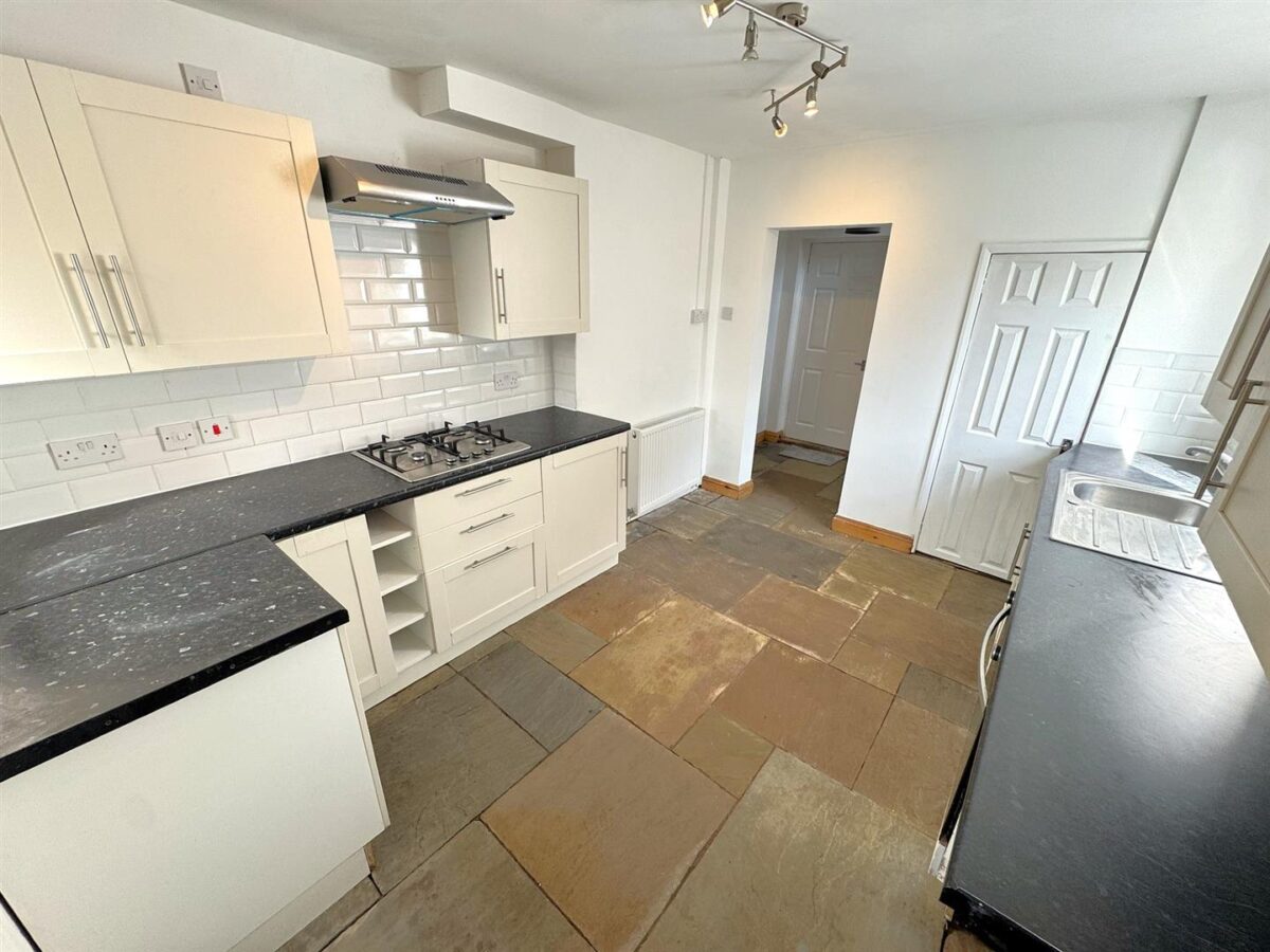 Westfields Road, Corby