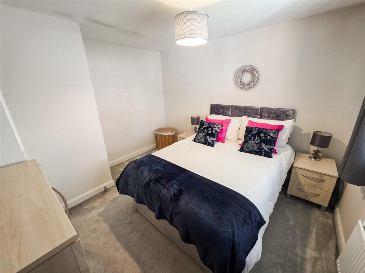 Fakenham Road, Corby
