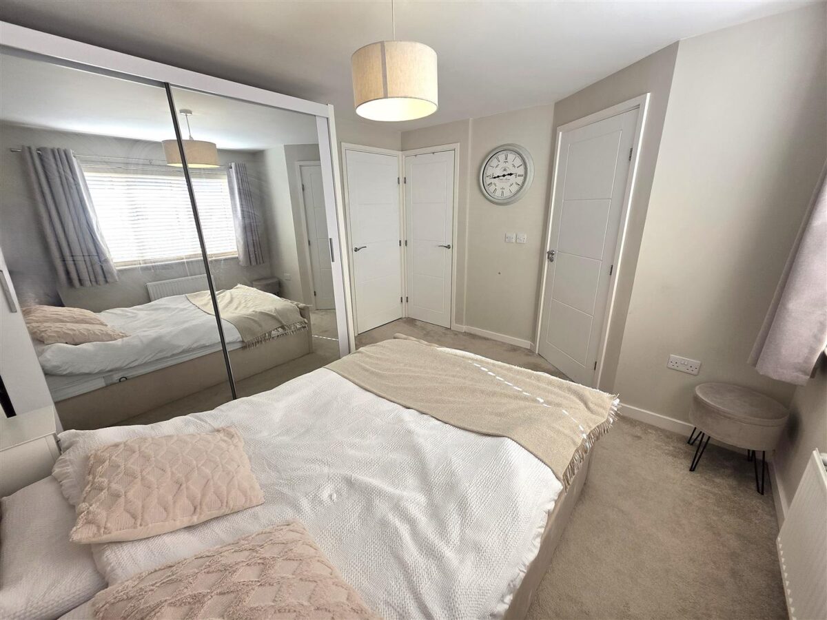 Oak Wood Drive, Corby