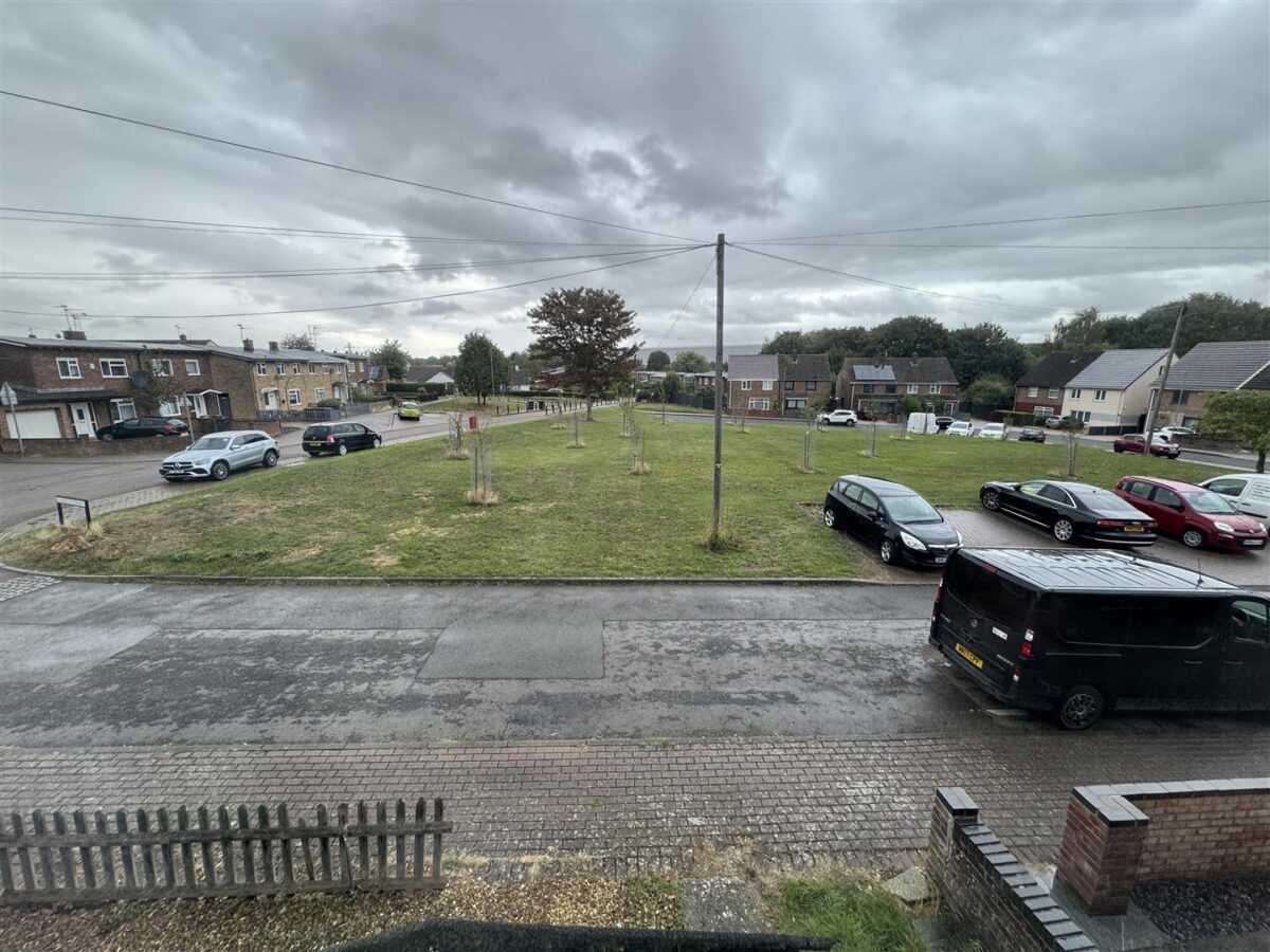 Clovelly Court, Corby