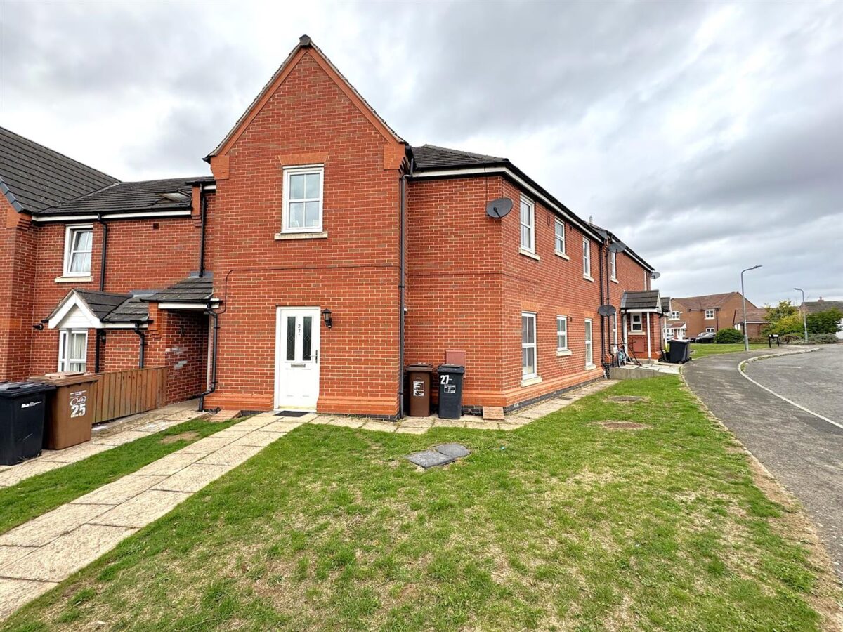 Flatford Close, Corby