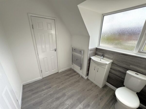 Westfields Road, Corby