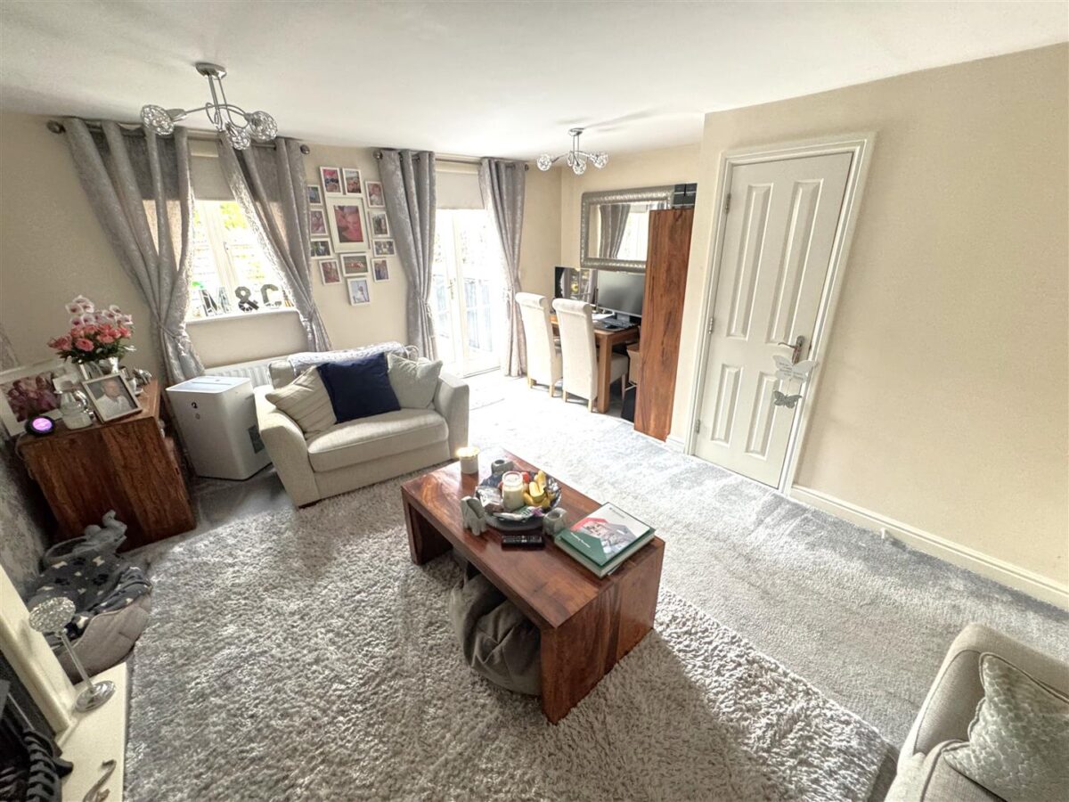 Epping Road, Corby