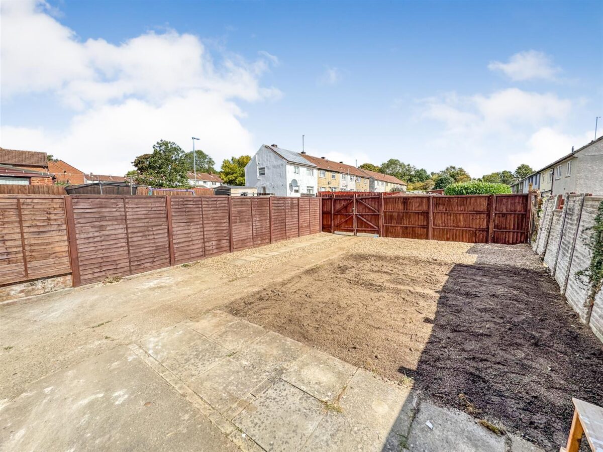Bentley Walk, Corby
