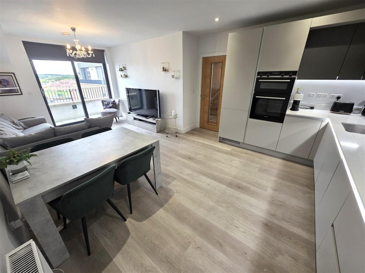 Epping Road, Corby