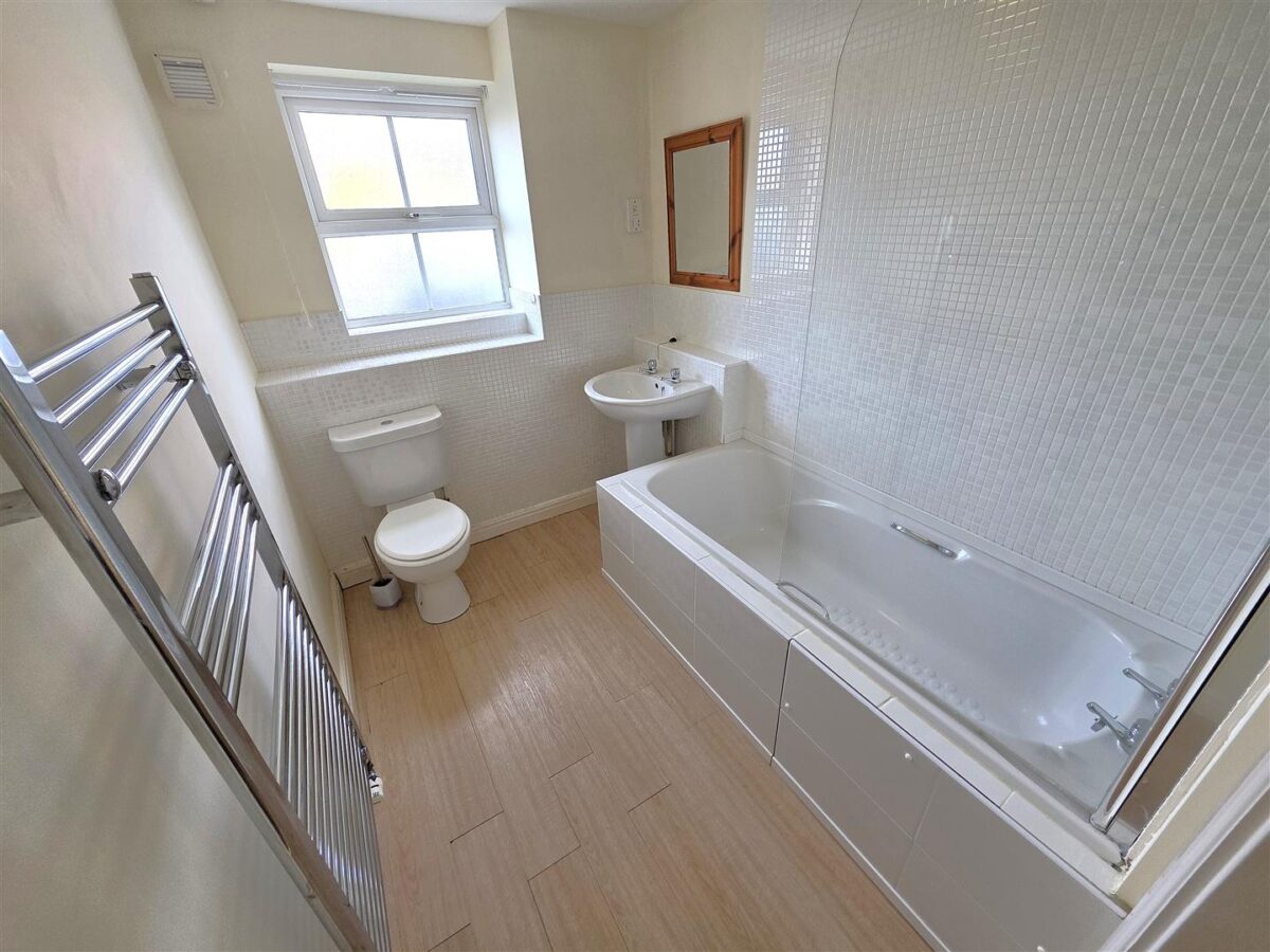 Flatford Close, Corby