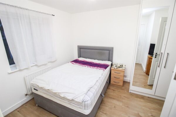 Boughton Road, Corby