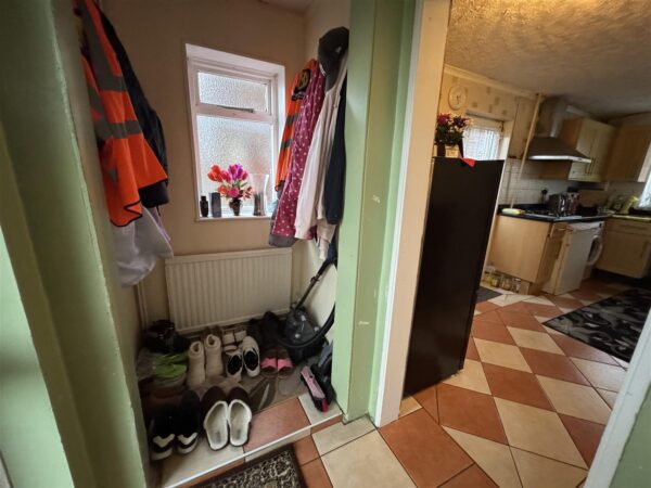 Clovelly Court, Corby