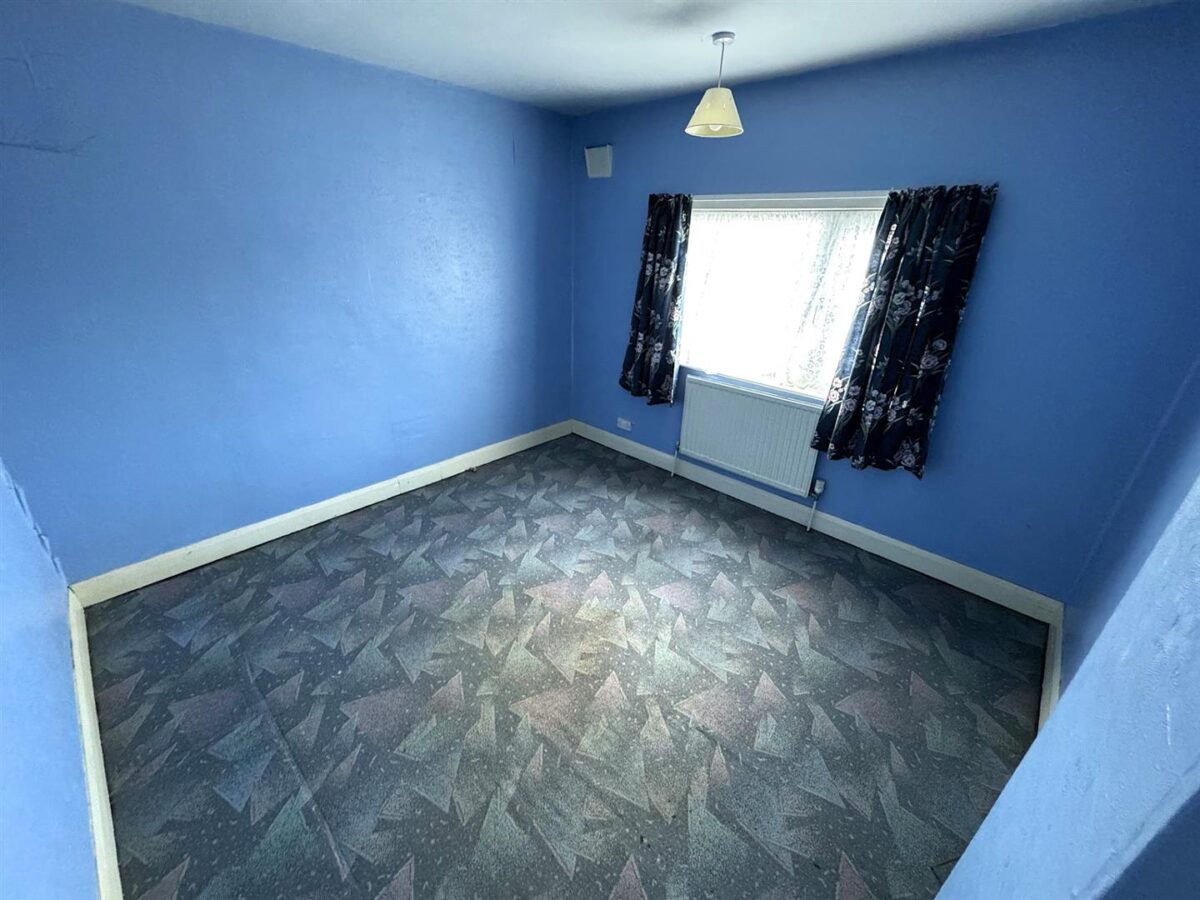 Studfall Avenue, Corby