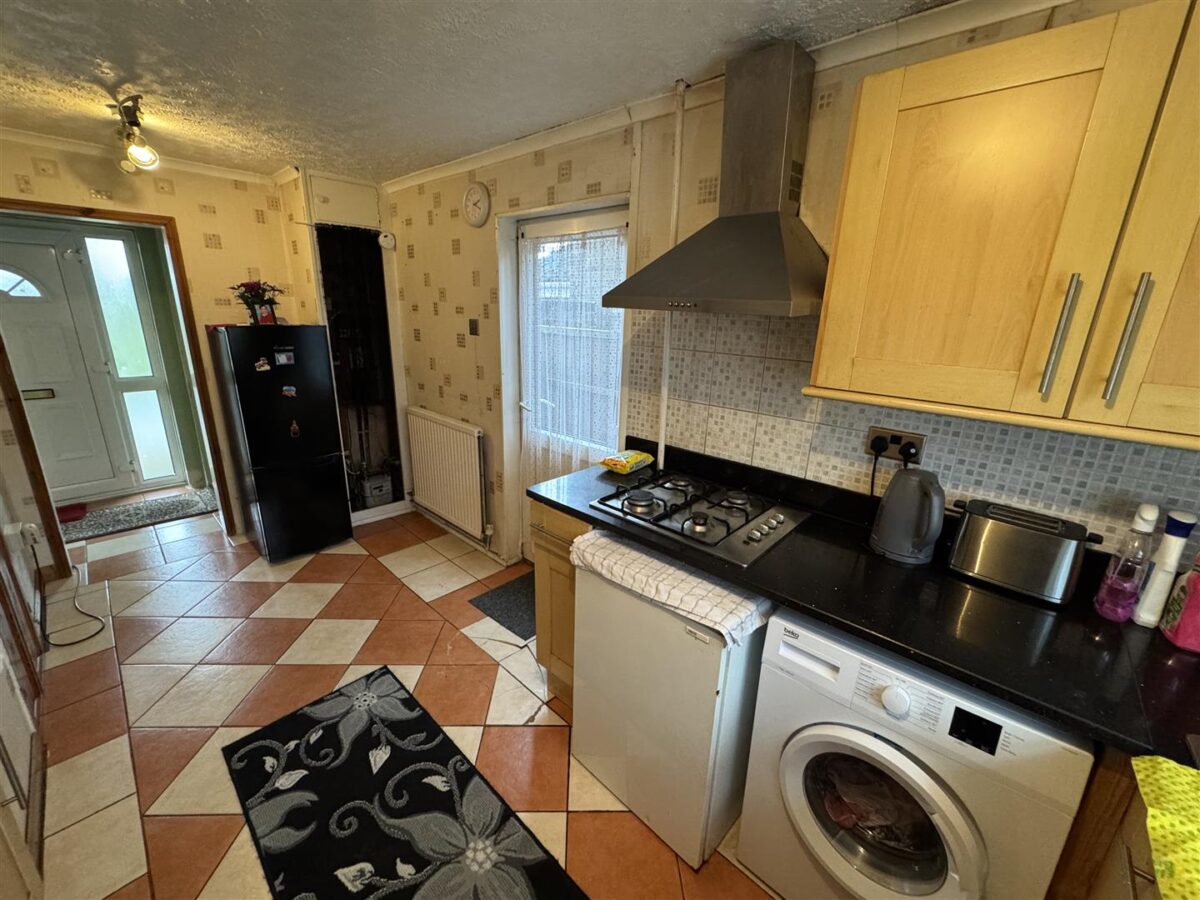 Clovelly Court, Corby