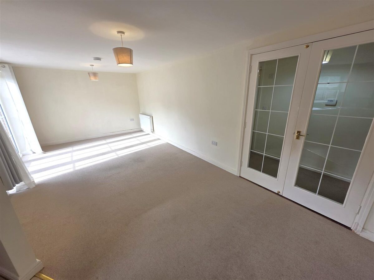 Flatford Close, Corby