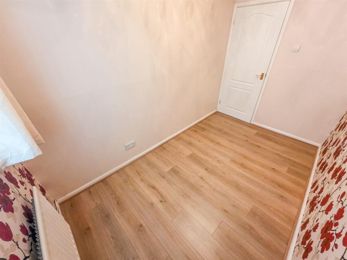 Bergen Walk, Corby