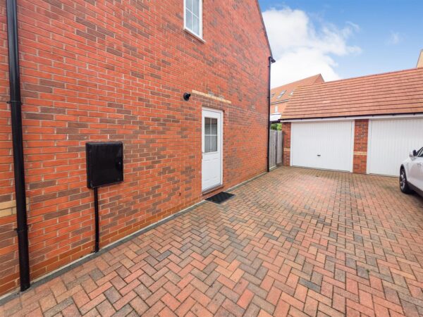 Fakenham Road, Corby