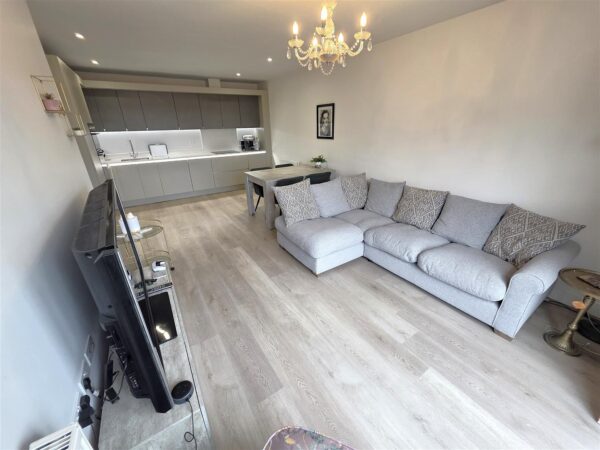 Epping Road, Corby